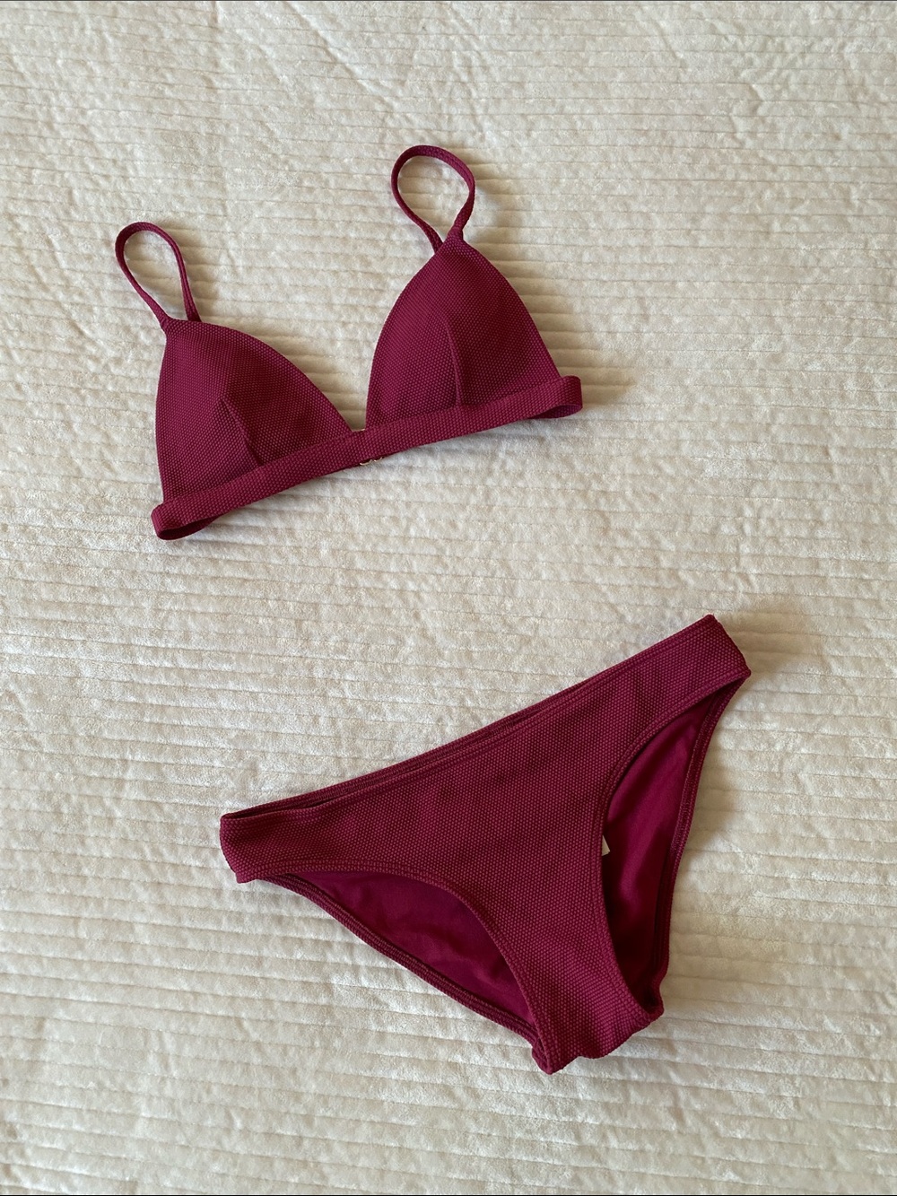 🌼 NWOT Hollister Bikini Burgundy Textured Two-Piece Bikini Set Extra Small